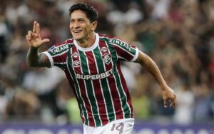 Cano conta sobre ajudar estrangeiros a se adaptarem no Fluminense