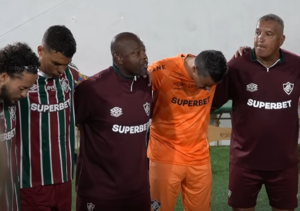 “Vamos ser felizes de novo”, pede Thiago Silva; veja os bastidores da vitória do Fluminense sobre o Once Caldas