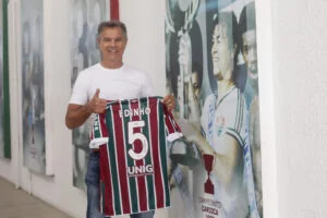 Ídolo do Fluminense celebra 70 anos nesta quinta-feira