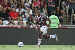 Arias, do Fluminense, é o único jogador em ranking de estatísticas do Brasileirão