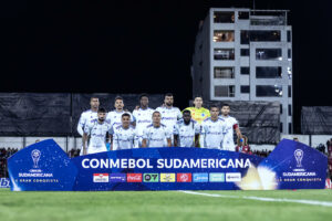 Atual vice-campeão, Cruzeiro é eliminado da Copa Sul-Americana com rodadas de antecedência