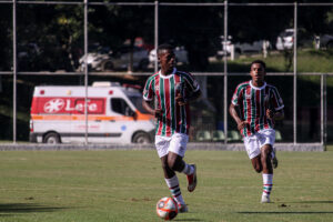 Campeão da Taça Guanabara Sub-15, atacante do Fluminense comenta convocação para o Brasileirão Sub-17