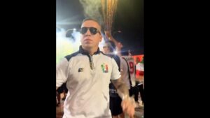 Torcida do Once Caldas faz festa no RJ para apoiar jogadores antes de partida com Fluminense; assista