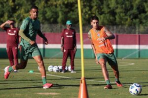 Vídeo: Fluminense inicia preparação para jogo deste domingo