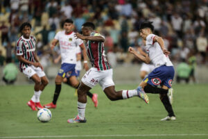 Perfil destaca ótimos números de Jhon Arias na vitória do Fluminense sobre a Unión