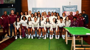 Jogadoras do Fluminense recebem homenagem pelo título da Copinha Feminina 2024