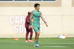 Perto do retorno, Germán Cano já tem o dobro de gols da última temporada em só um semestre