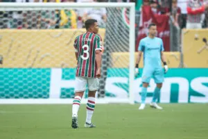 40 anos! Veja lances de Thiago Silva em Fluminense x Borussia