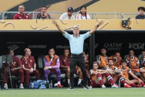“Fluminense está bem na parte física. Diferença foi a falta de foco”, diz Renato Gaúcho