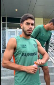 Jogadores do Fluminense mandam recado para suas amadas; Confira