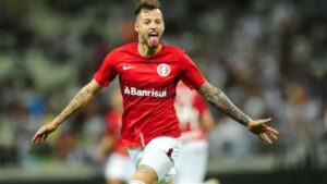Fluminense desiste da contratação de Nico López, atacante do Nacional (URU)