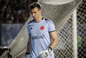Mário Bittencourt nega interesse em Léo Jardim: “Mentira de rede social”