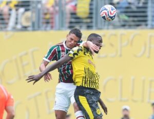Thiago Silva valoriza empate com o Borussia na estreia da Copa: “Começo positivo no torneio”
