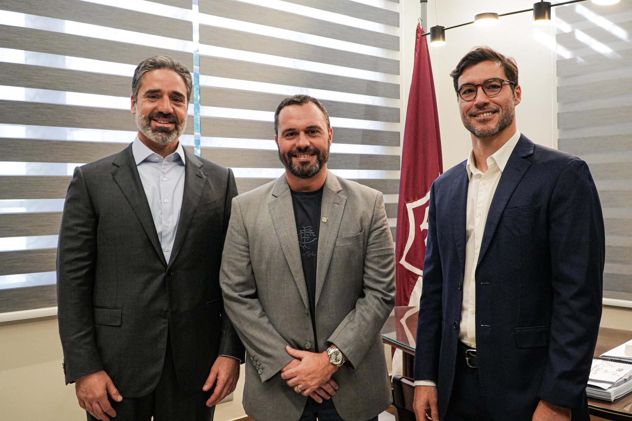 Lazuli aumenta proposta para compra da SAF do Fluminense; veja o que muda