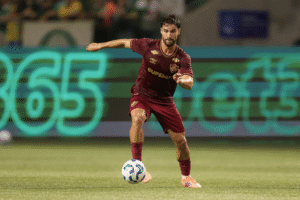 Analista de desempenho destaca grande atuação de Martinelli em Palmeiras x Fluminense
