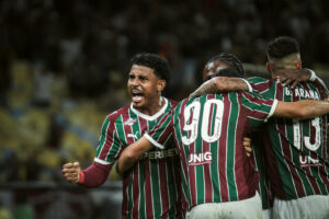 Artilharia do Fluminense em 2026 já tem briga entre Serna e John Kennedy pela ponta do ranking