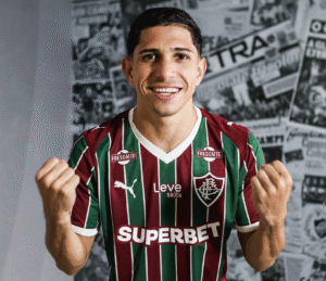 “Elenco bem construído”; Auxiliar de Zubeldía abre o jogo sobre contratação de Savarino