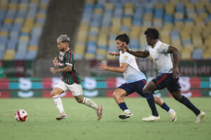 Lucho Acosta em Fluminense x Maric&aacute; (Foto: Marcelo Gon&ccedil;alves / Fluminense)