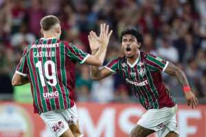 Atacante leva pancada no treino e passa por exames no Fluminense, informa portal