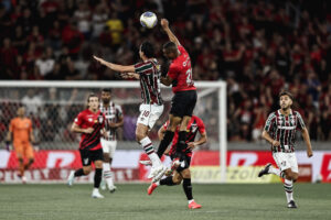 Athletico-PR x Fluminense vai muito além dos três pontos; entenda