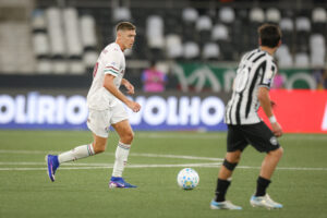 “Castillo não tem condições de jogar no Fluminense”, dispara jornalista